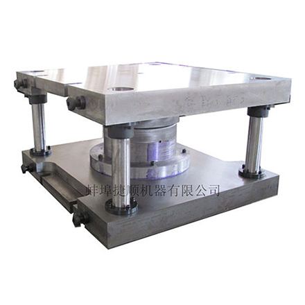 汽車輪輻壓平模